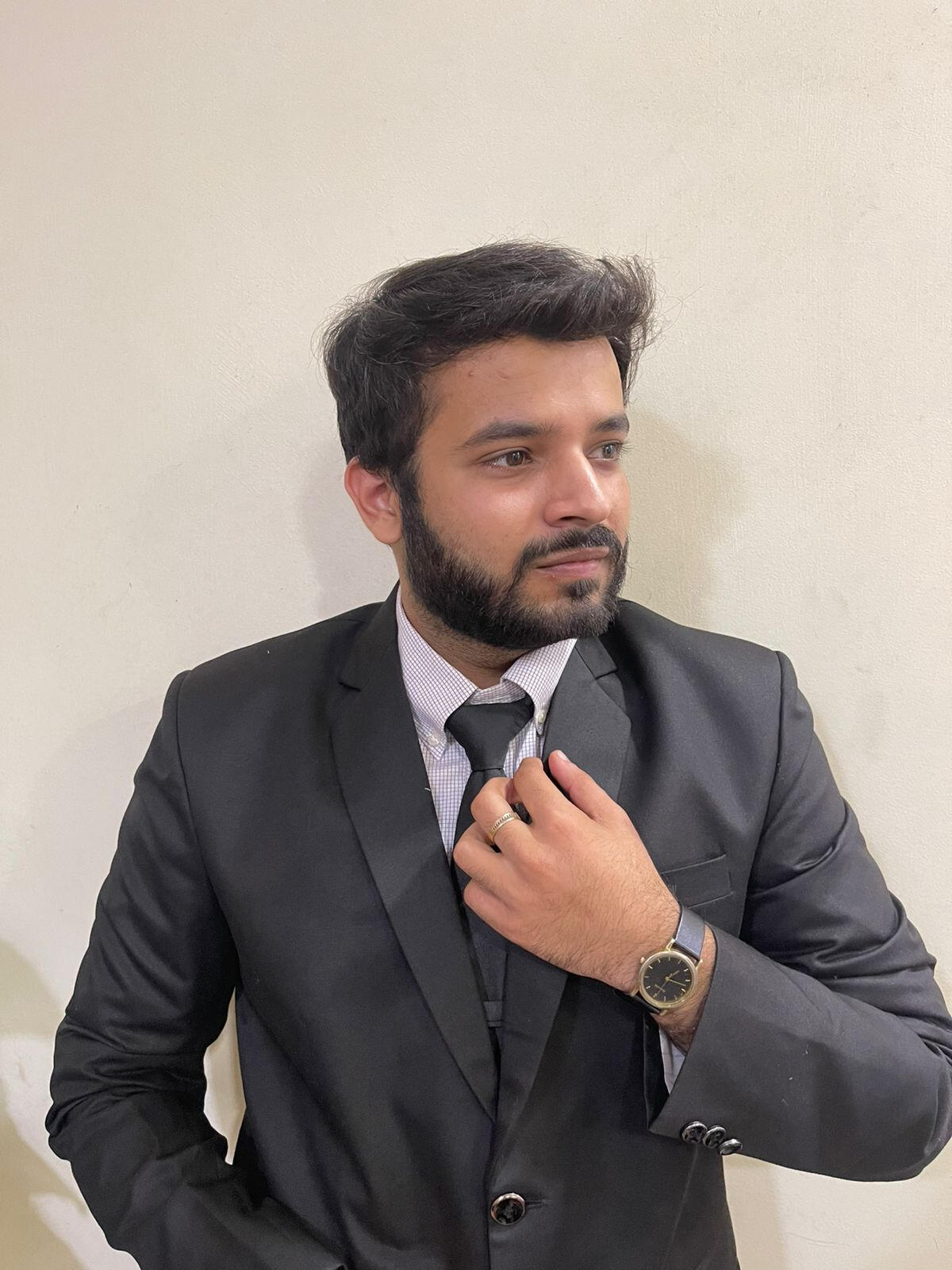 Mohit Sikri - CEO and Co-founder Portrait of Mohit Sikri, CEO and Co-founder of The Growth Gen